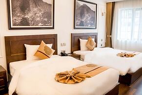 Camellia Luxury Hotel Tam Đao