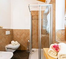 Casa Tra Borgo e Lago