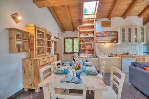 Casa Tra Borgo e Lago