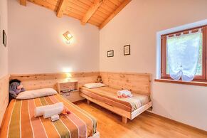 Casa Tra Borgo e Lago