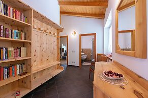 Casa Tra Borgo e Lago