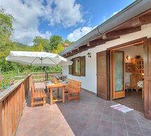 Casa Tra Borgo e Lago