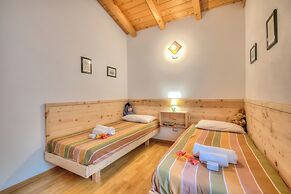 Casa Tra Borgo e Lago