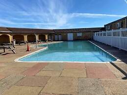 Caravan for Rent Happy Days 251 Chapel st Leonards