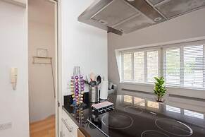 Stylish 1 Bedroom Apartment Near Northcote Road