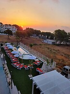 Azahar Beach Apartments