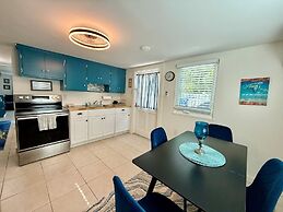 Conch Cottage 1 Bedroom Villa by RedAwning