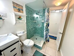 Conch Cottage 1 Bedroom Villa by RedAwning