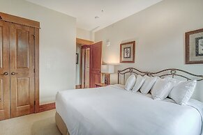 Luxurious 2 Br In River Run Village Featuring Ski In Ski-out, No Clean