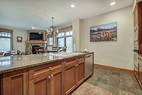 Luxurious 2 Br In River Run Village Featuring Ski In Ski-out, No Clean