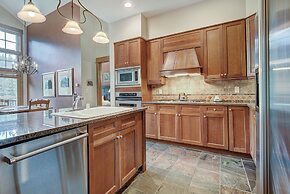 Luxurious 2 Br In River Run Village With Ski In Ski Out- No Cleaning F