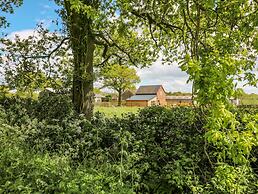 Acorn Lodge