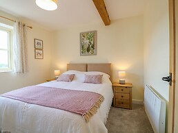 Acorn Lodge