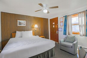 Love Hotels Silver Street by OYO at Hurley WI