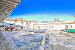 Love Hotels Silver Street by OYO at Hurley WI