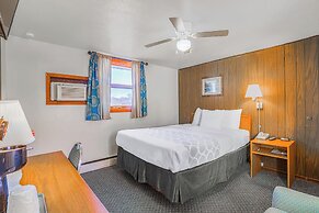 Love Hotels Silver Street by OYO at Hurley WI