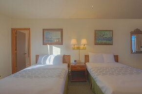 Love Hotels Silver Street by OYO at Hurley WI