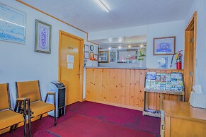 Love Hotels Silver Street by OYO at Hurley WI