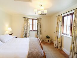 Tuffon Hall Farmhouse