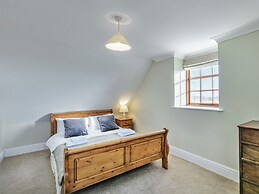 Tuffon Hall Farmhouse