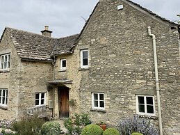 Manor Cottage