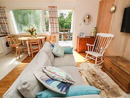 Willow Cabin