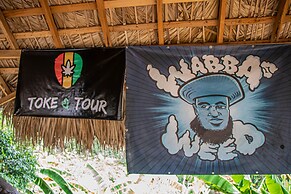 Haley's Paradise at Blue Hole