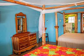 Haley's Paradise at Blue Hole