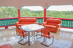 Haley's Paradise at Blue Hole