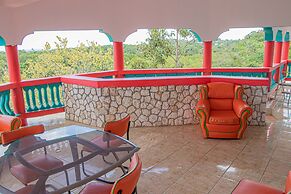 Haley's Paradise at Blue Hole