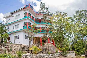 Haley's Paradise at Blue Hole