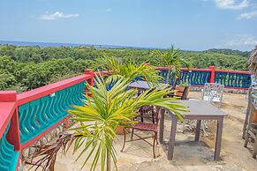 Haley's Paradise at Blue Hole