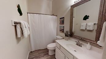 Augie's Escape-14911