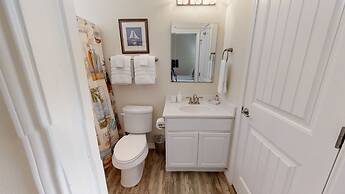 Augie's Escape-14911