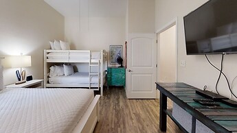 Augie's Escape-14911