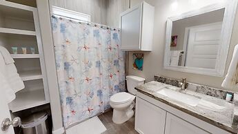 Sea Señorita - 15102