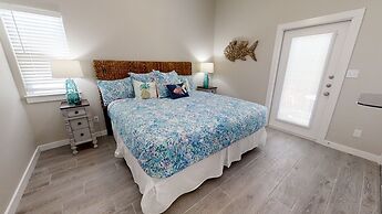 Sea Señorita - 15102