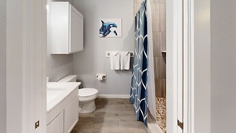 Whale, Hello There-15113