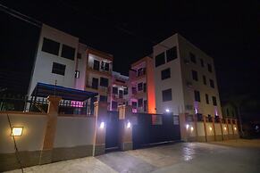 Washington Court Apartments