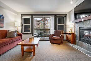 SPACIOUS Studio | Ski In/Out | Pool & Hot Tubs | in the Heart of PANOR