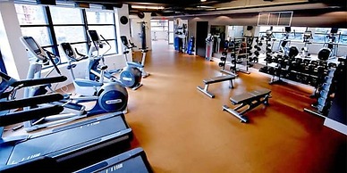 LARGE Studio | Ski In/Out | Pool & Hot Tubs | Central Upper Village Lo