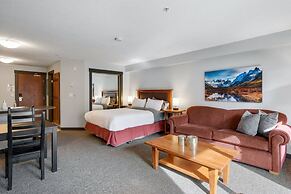 LARGE Studio | Ski In/Out | Pool & Hot Tubs | Central Upper Village Lo