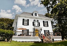 The Montague Rose Inn