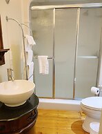 The Montague Rose Inn