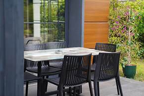 Juglans Suites