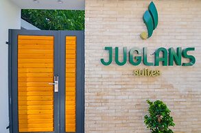 Juglans Suites