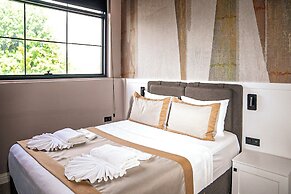 Juglans Suites