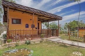 A Kasauli Ggaon by Echor