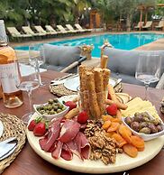 Dolce Vita Luxury Bungalows