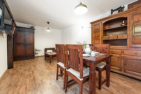 Villa Stone House Magarac